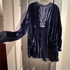 blue velvet tunic dress Claire Velvet Tunic Dress Small
